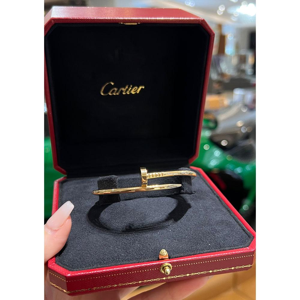 Nail bracelet