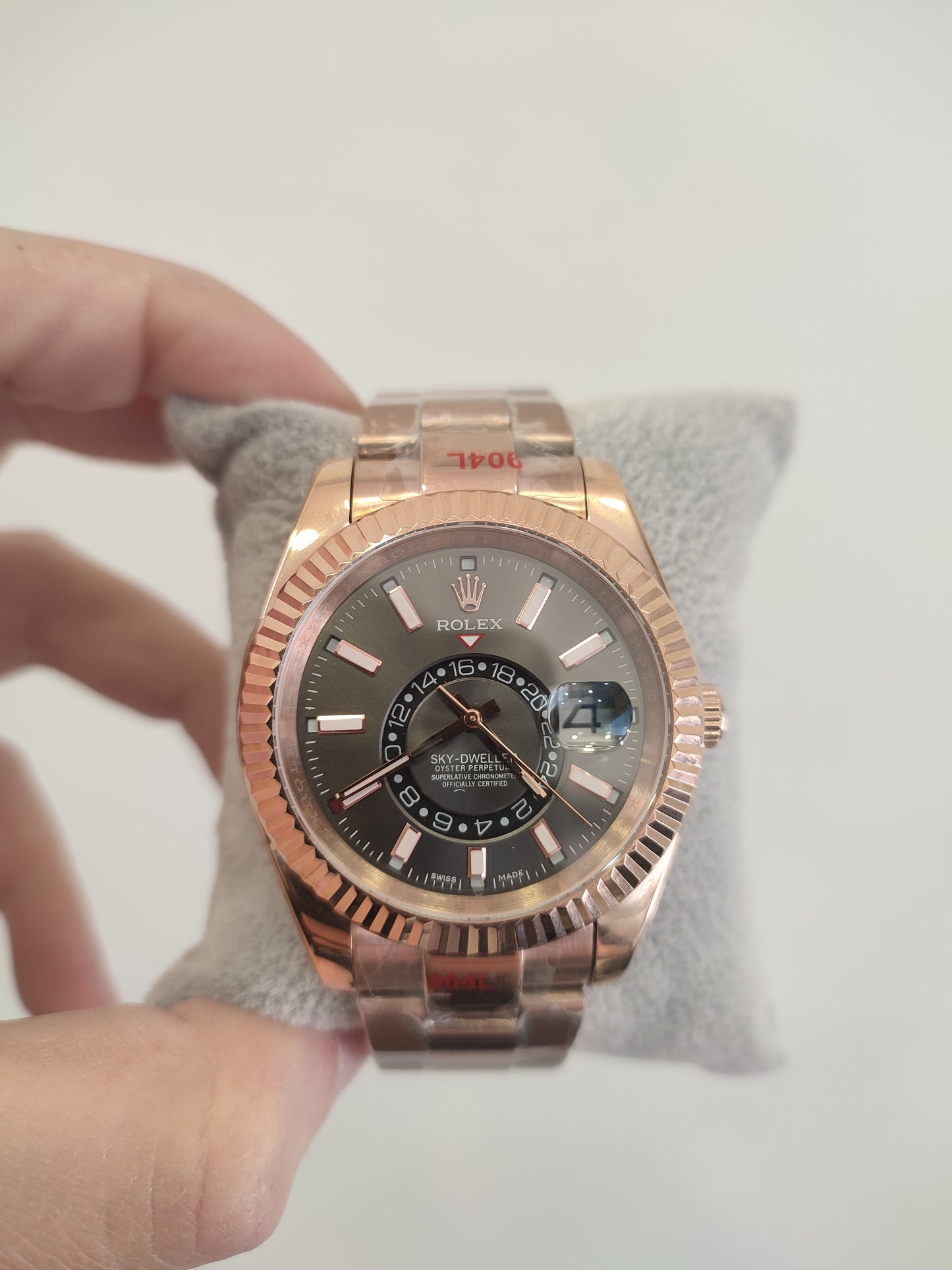 Skydweller Everose Slate Dial