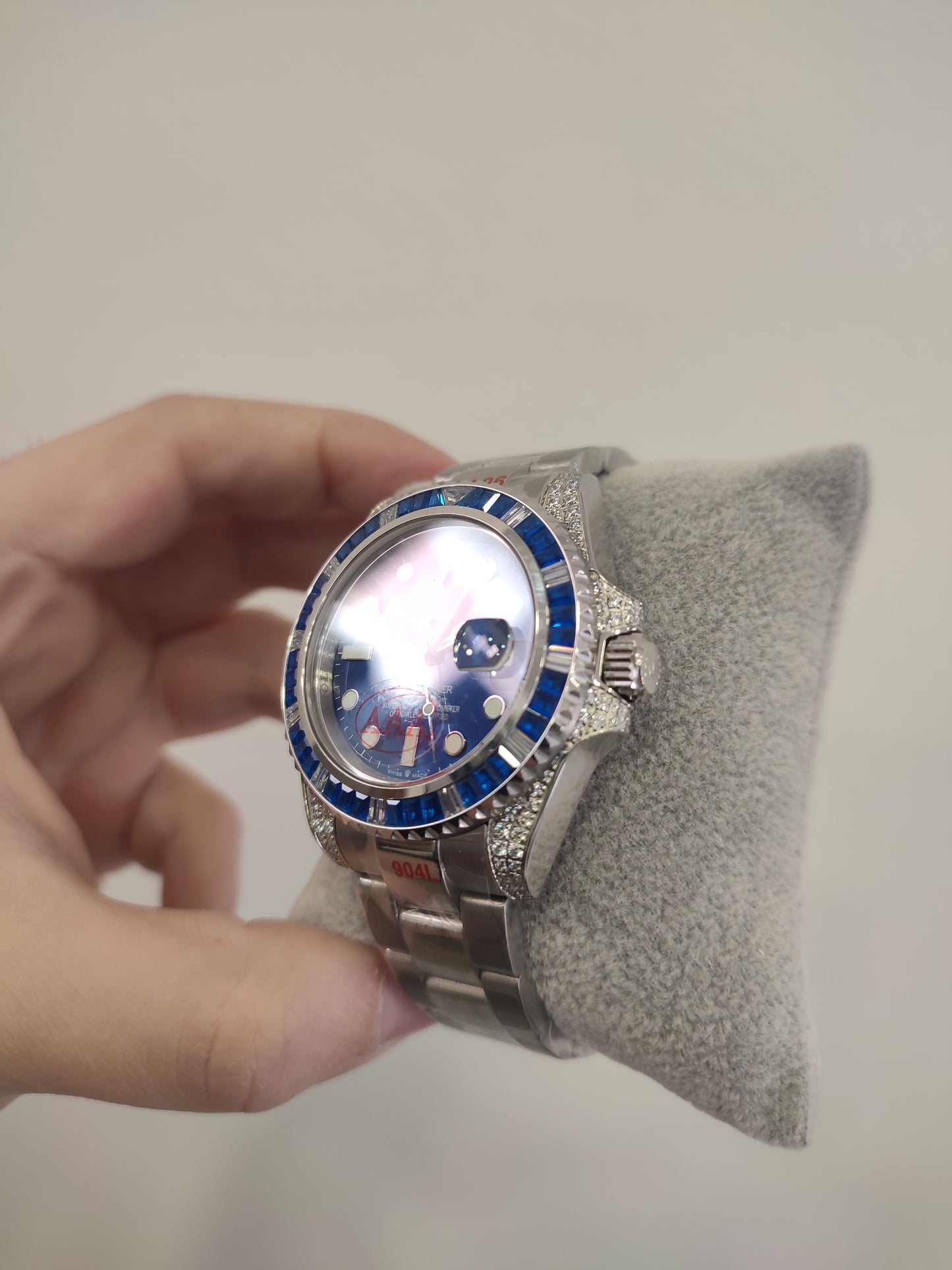 Submariner blue diamond Bezel
