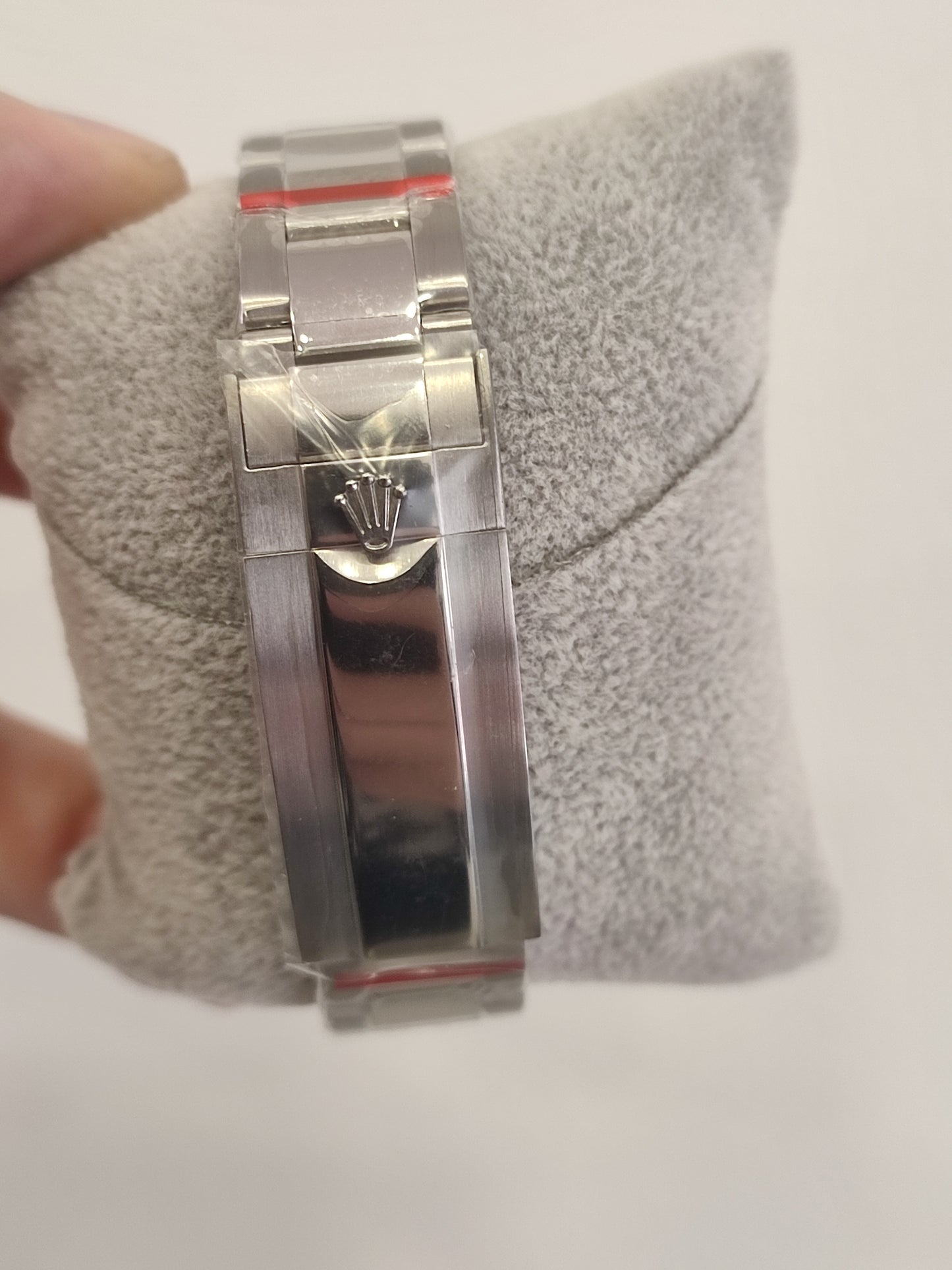 Submariner blue diamond Bezel