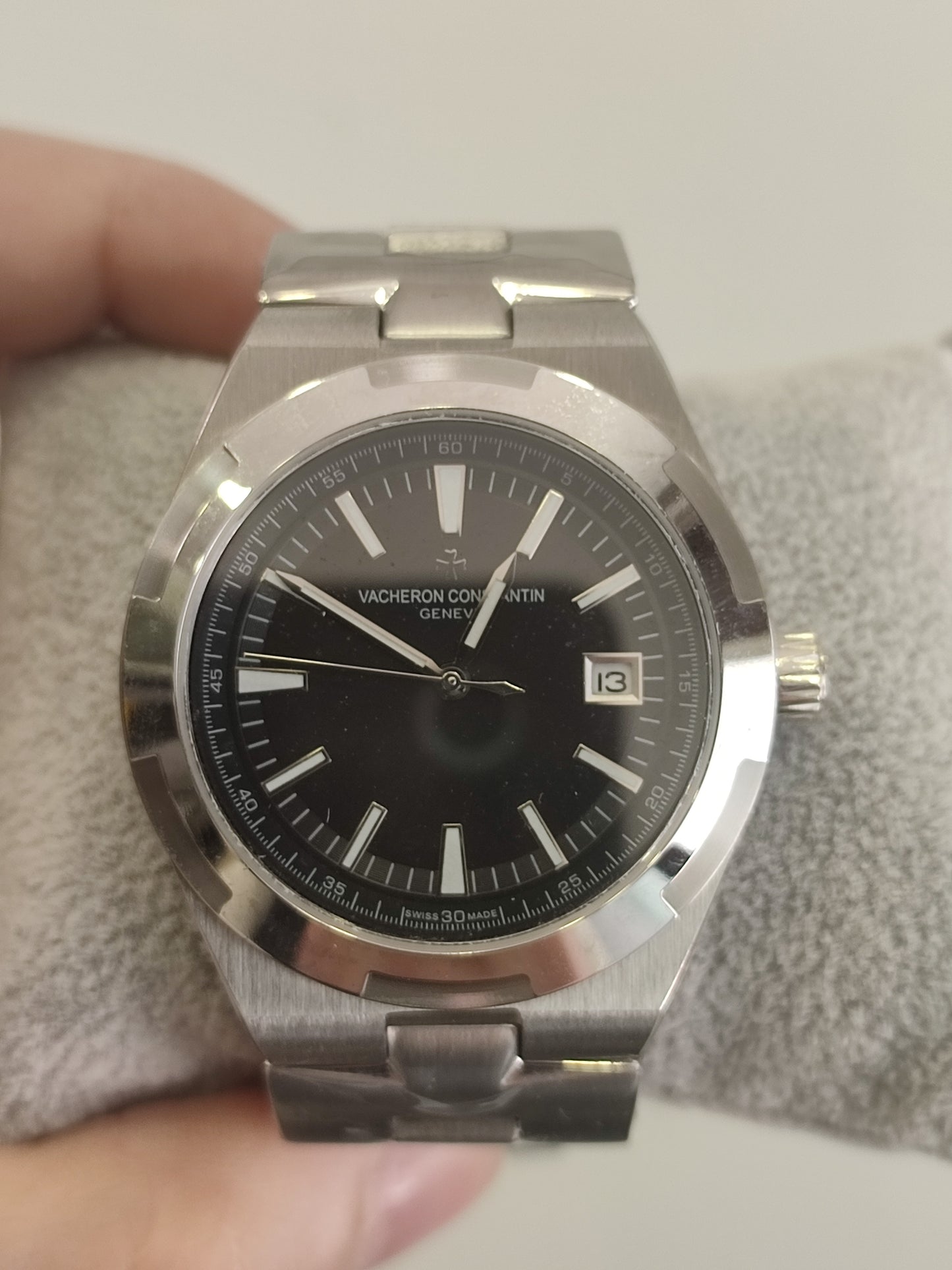 Overseas black dial