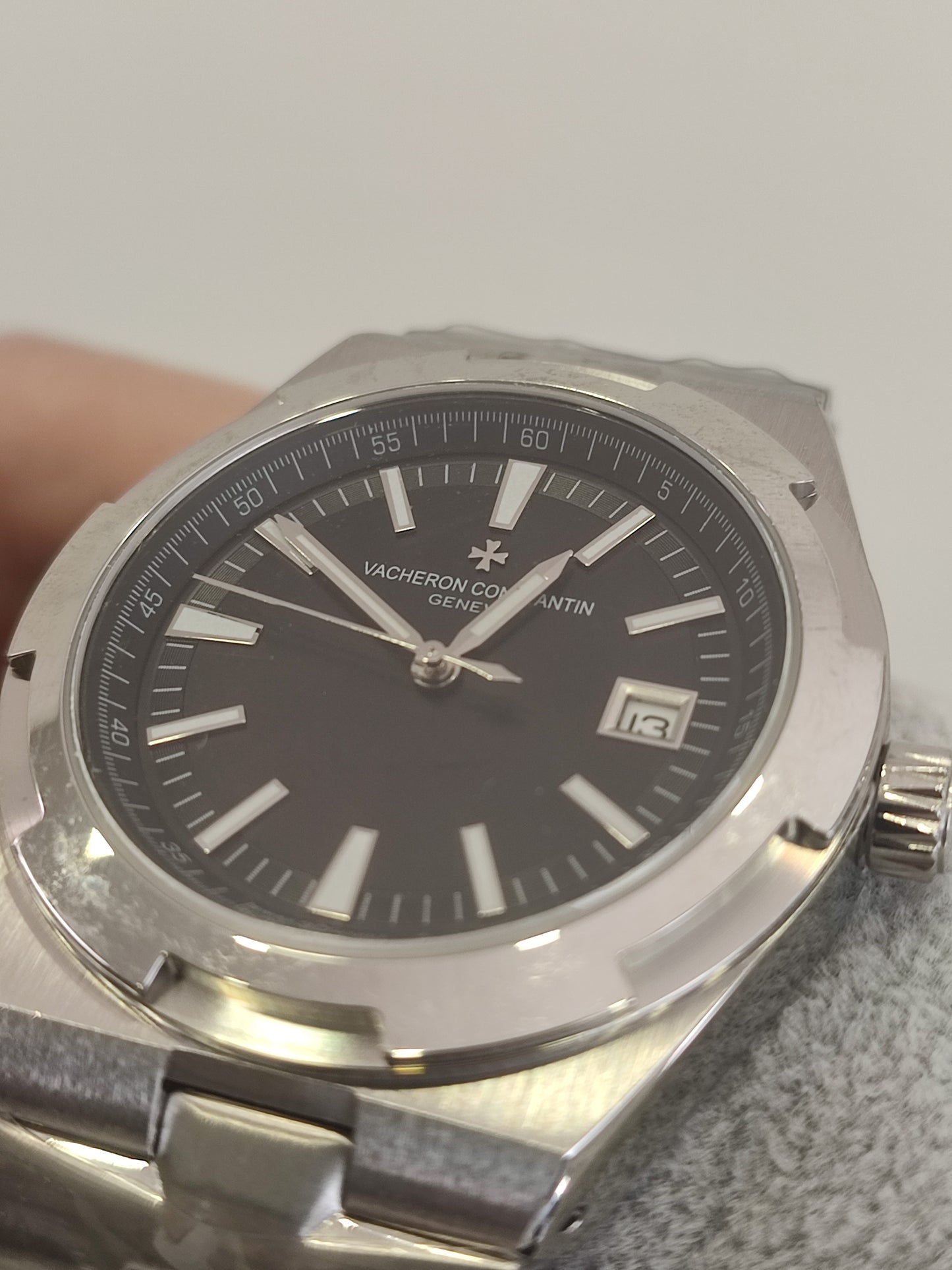 Overseas black dial