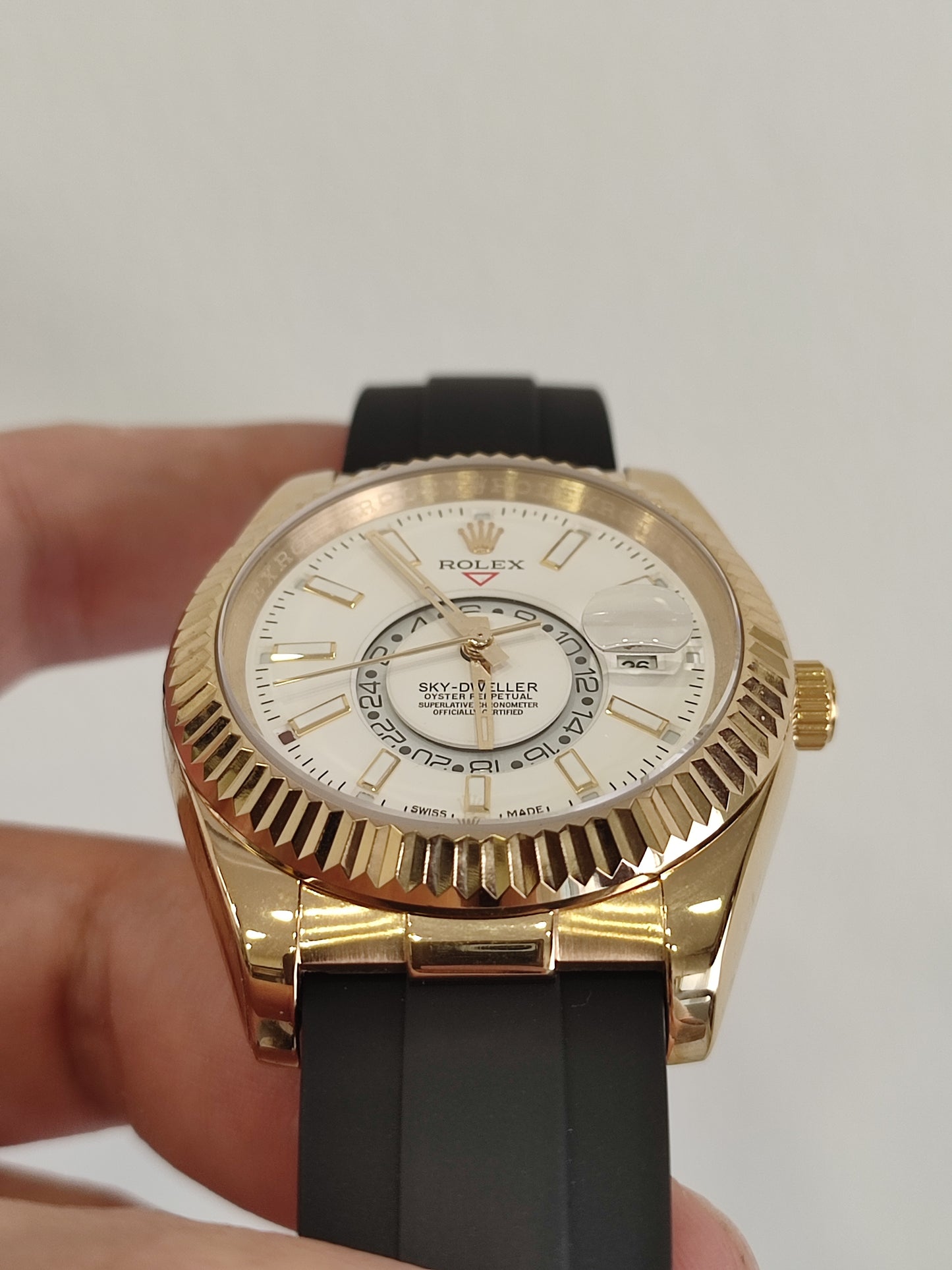 Skydweller gold bezel white dial oyster flex