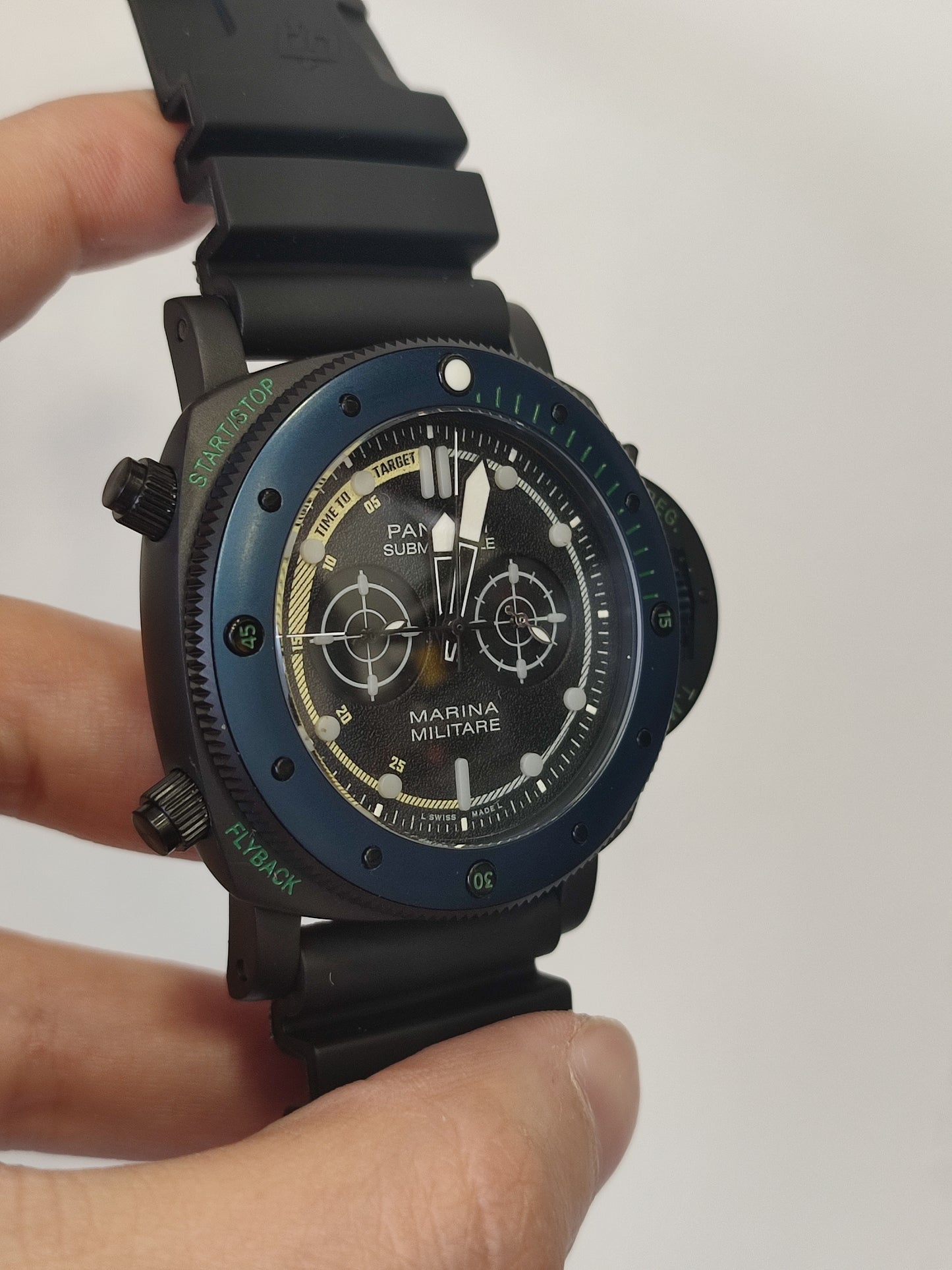 Submersible Forze Speciali blue bezel