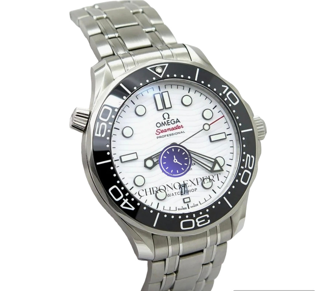 Omega Seamaster Diver 300 M
with White Dial on Bracelet