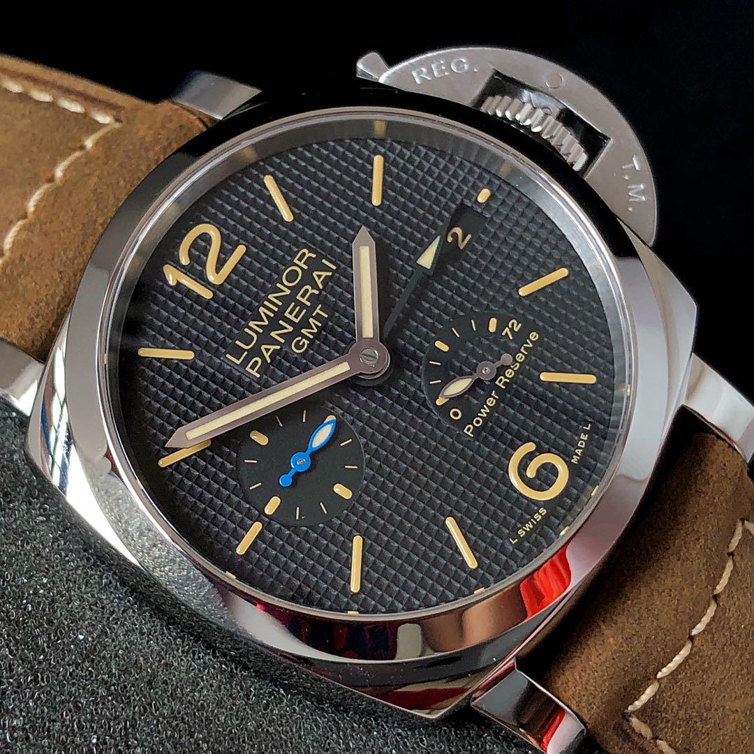Luminor Gmt power reserve