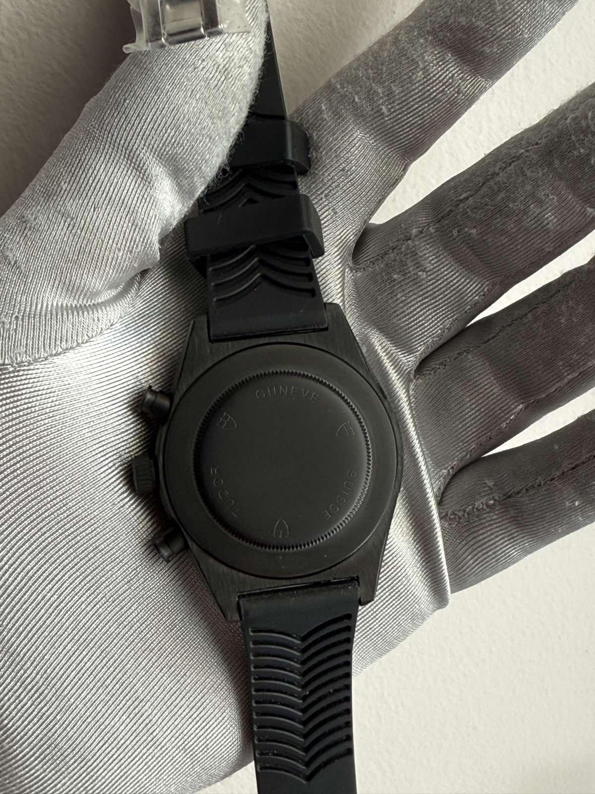 Tudor Black Shield