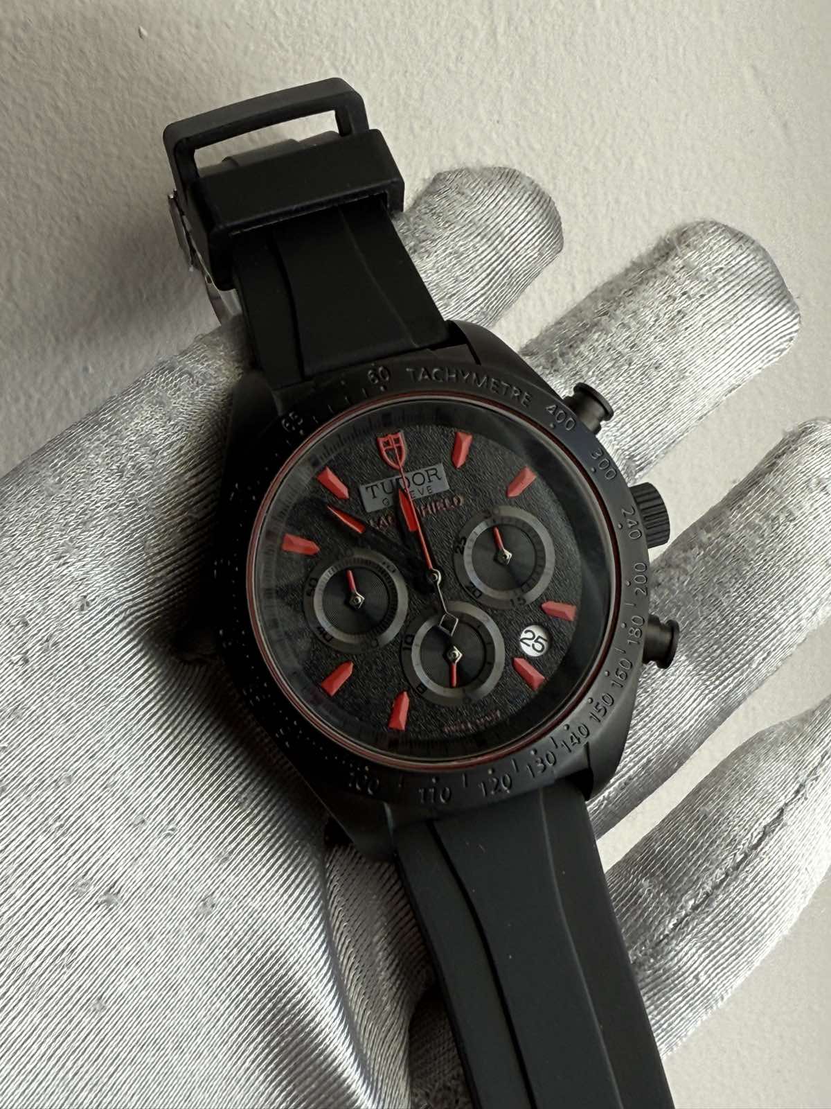 Tudor Black Shield