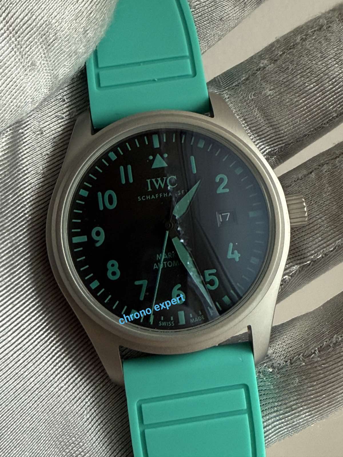 IWC Pilot Mark
Pilot's Watch Mark XX Mercedes-AMG Petronas Formula One